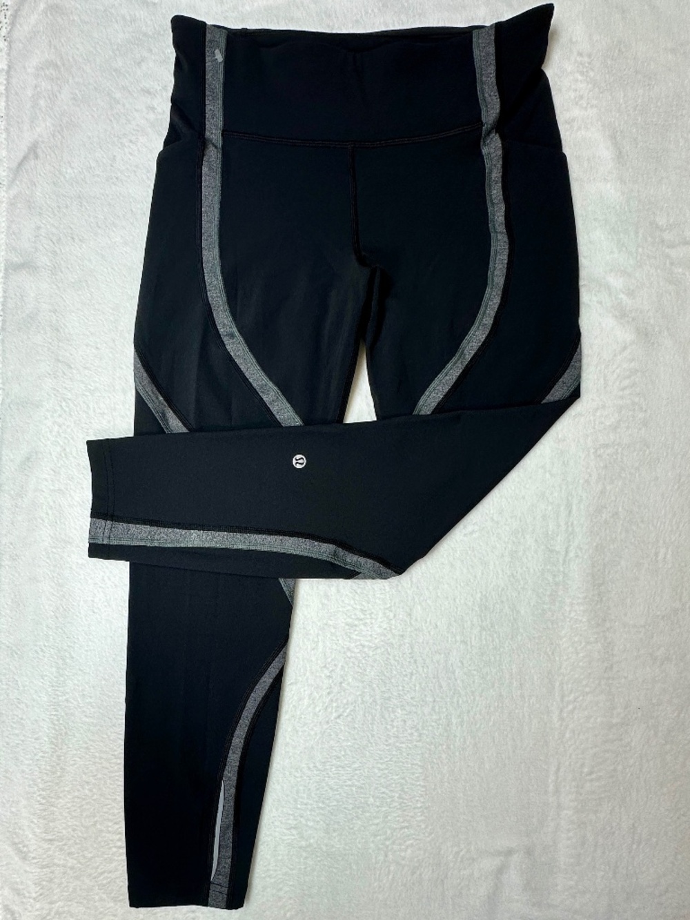 Lululemon Wild Twist High-Rise 7/8 Tight 25" - Black Gray - Size 10